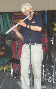 Jim Newsom, flute