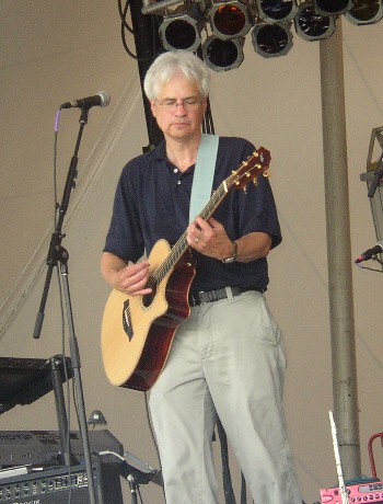 Jim Newsom, guitar